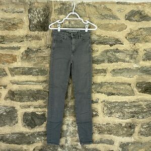 American Eagle Super High-Rise Jegging